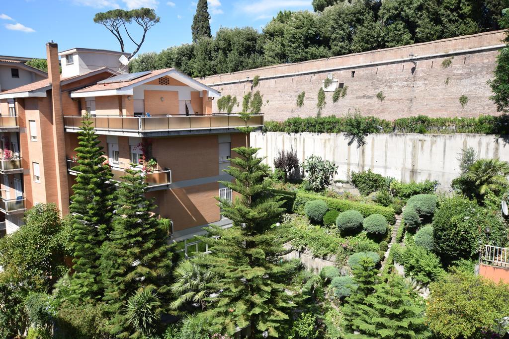 The Voice Of The Pope Apartment โรม ภายนอก รูปภาพ